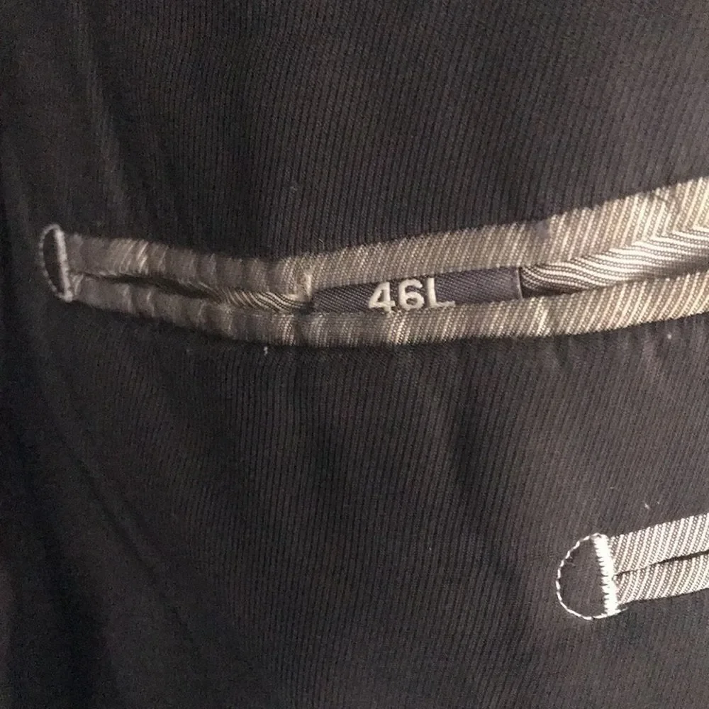 Perry Ellis two button